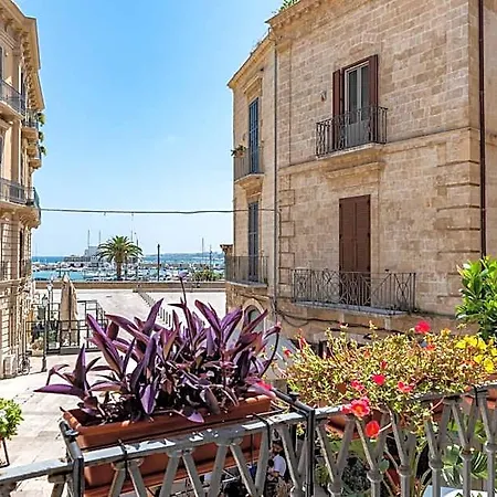 Old Town Loft M8 Bari