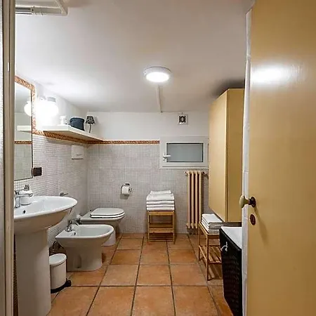 Otel Old Town Loft M8 4*
